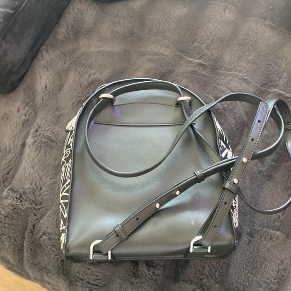 Micheal Kors mini graffiti backpack - Picture 2 of 4